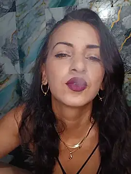 SQUIRT_MILF_PVT's Webcam Show