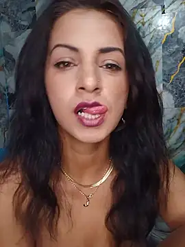 SQUIRT_MILF_PVT's Webcam Show