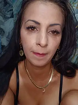 SQUIRT_MILF_PVT: διαδικτυακό σόου στην κάμερα