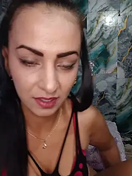 SQUIRT_MILF_PVT Webcam show