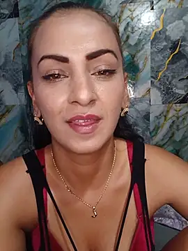 SQUIRT_MILF_PVT Webcam Show
