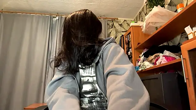 دردشة LilyMinimum الجنسية المباشرة