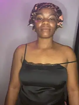 WiziLuv Adlı Modelin Canlı XXX Sohbeti
