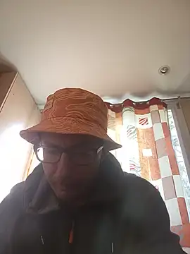 Pokazy przed kamerką – quarizo