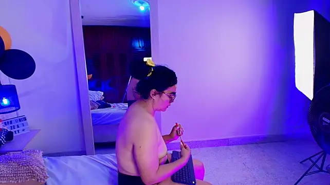 mega_blenda Chat XXX in diretta