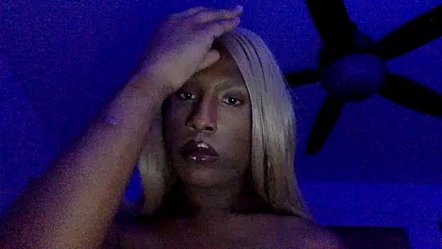 Bunnyisarider Webcam Show