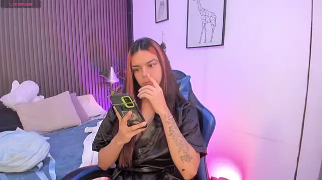 CaeliThalyana webcam show