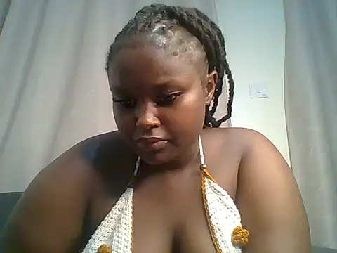 juicy_chubby Adlı Modelin Web Kamerası Şovu