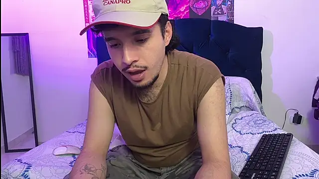 zoren_33's Webcam Show