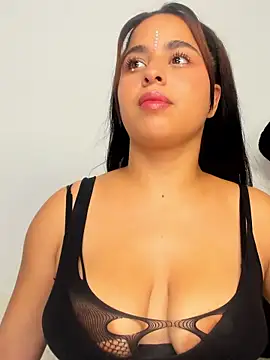 LaliLeal Show in webcam