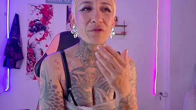 Everlyn_Sex Webcam-Show