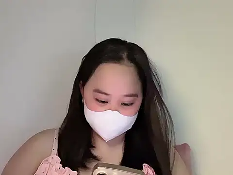 Nhungnhung201 Show Webcam