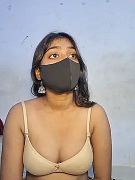 aparnathakur Chat XXX in diretta