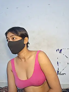 aparnathakur Show in webcam