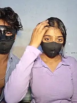 aparnathakur Show in webcam