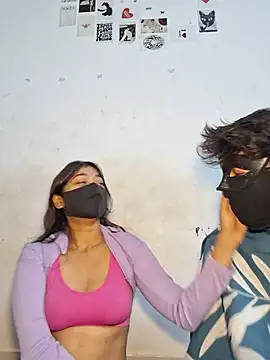 aparnathakur Show in webcam