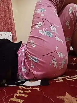 Farah-_nono Show in webcam