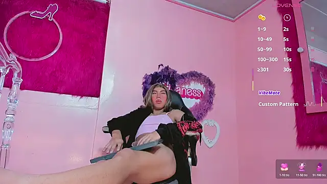 Catalina_Santa_ Webcam Show