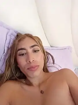 Show de RosalynWilde na webcam