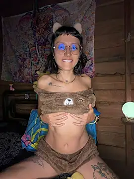 Lunascarlet4's Webcam Show