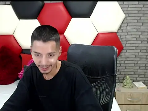 Show de Thristan05 na webcam