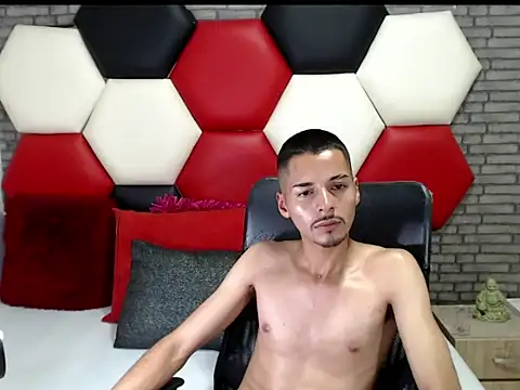 Show de Thristan05 na webcam