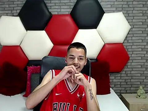 Thristan05 Webcam Show