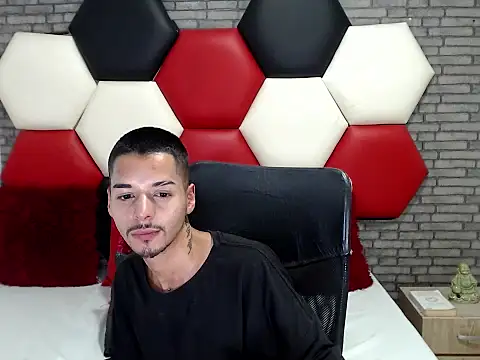 Show de Thristan05 na webcam