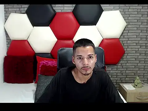 Thristan05 Webcam-Show