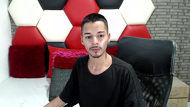 Thristan05 Webcam show