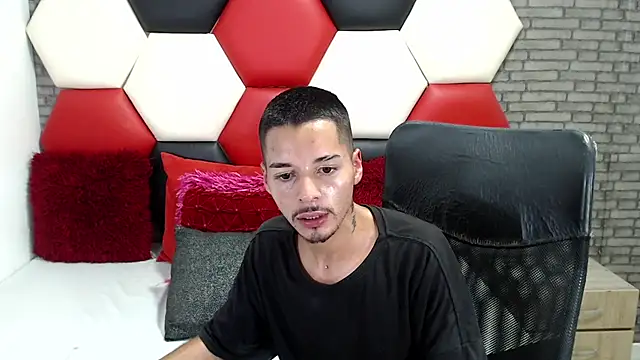 Show de Thristan05 na webcam