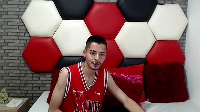Thristan05 Webcam Show