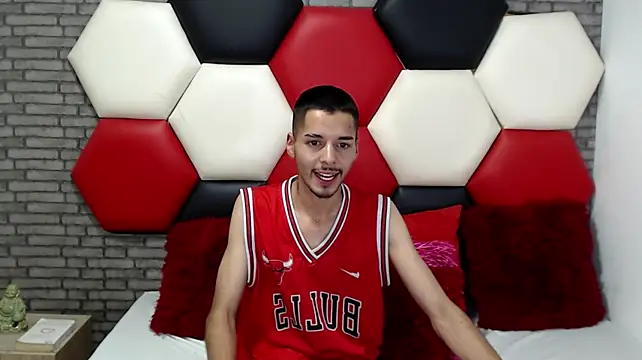 Thristan05 Webcam-Show
