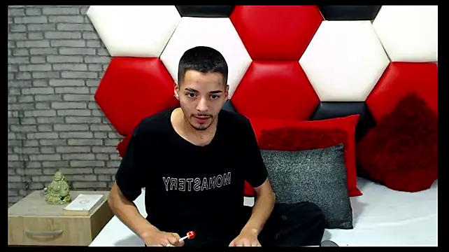 Show de Thristan05 na webcam