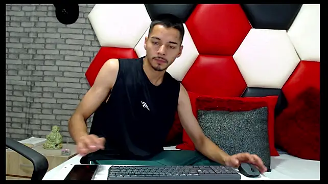 Thristan05 Webcam Show