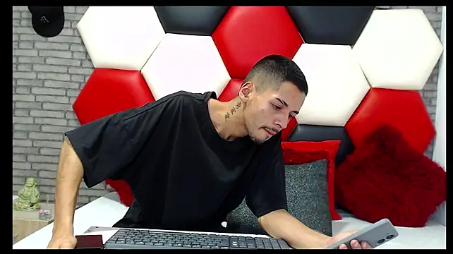 Thristan05 – webcam-show