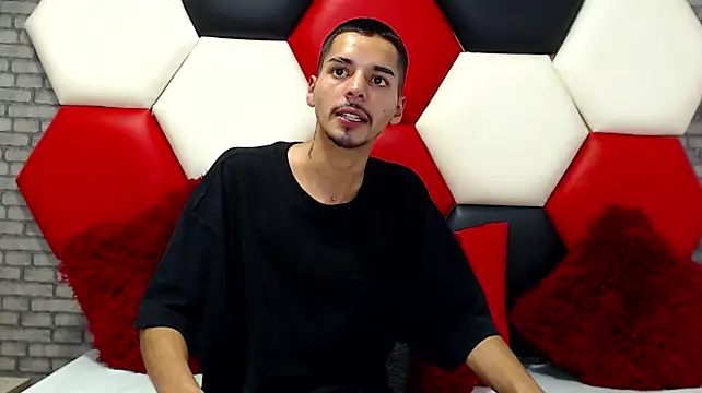 Thristan05 Webcam show