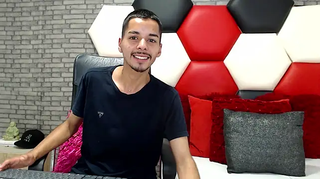 Show de Thristan05 na webcam