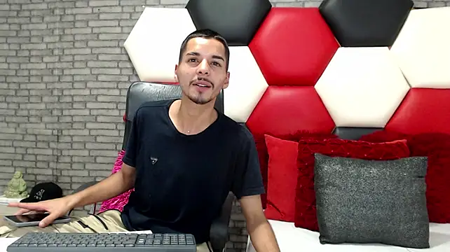 Thristan05 – webcam-show