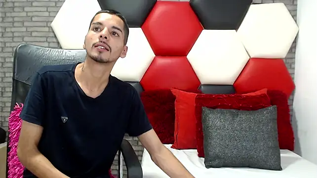 Thristan05 Webcam Show