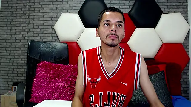 Thristan05 – webcam-show