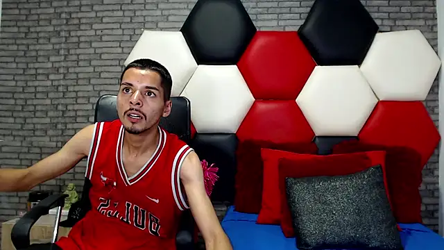 Thristan05 Webcam Show