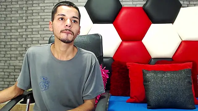 Show de Thristan05 na webcam