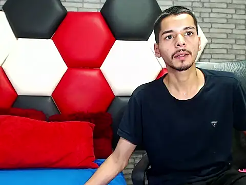 Show de Thristan05 na webcam