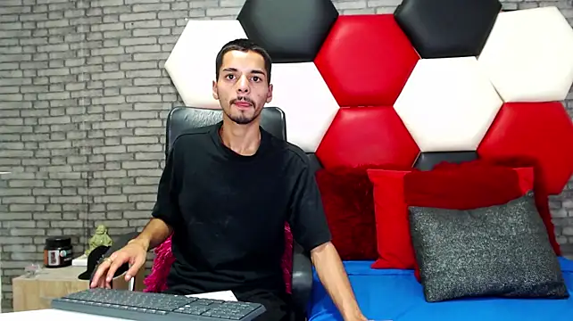 Thristan05 Webcam-Show