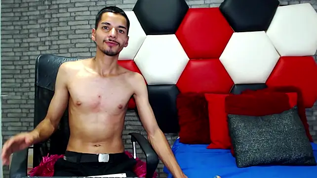 Thristan05 Webcam show