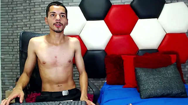 Thristan05 Webcam Show