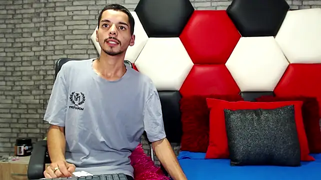 Thristan05 Webcam show