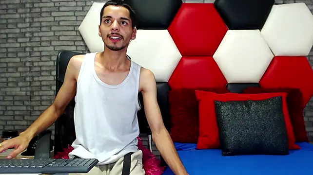 Thristan05 Webcam Show