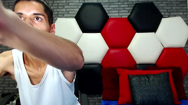 عرض كام Thristan05
